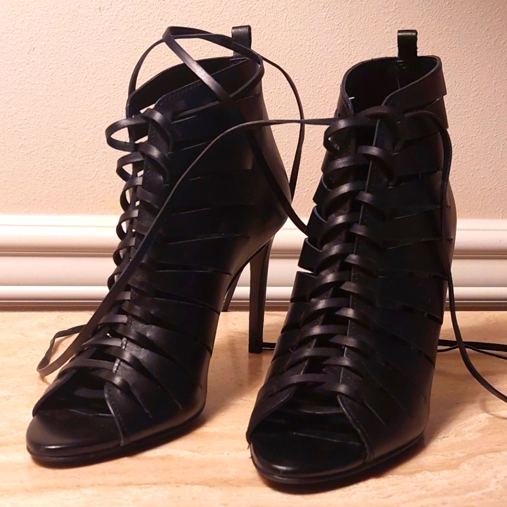 Zara Elegant Black Heels Size 37 NWOT